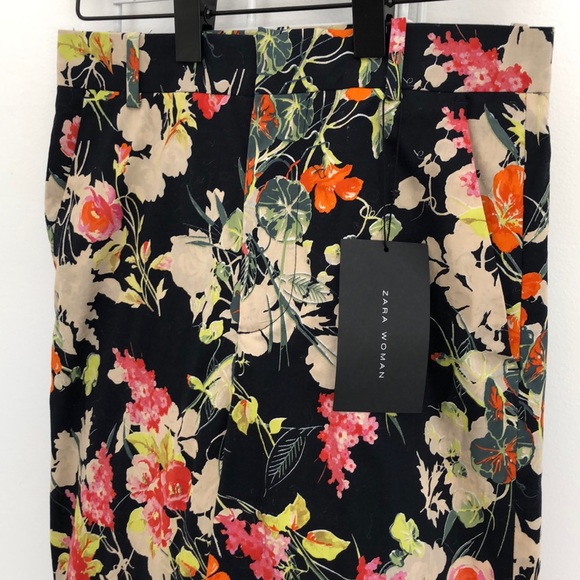 Zara High Waisted Wide Leg Floral Pants - Picture 4 of 5